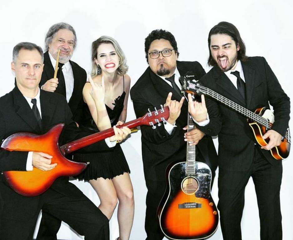 Formação atual da banda Beatles Maniacos, já conhecidos no cenário musical da noite na capital (Foto: Divulgação)