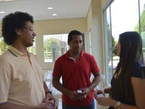 Rodolfo, Tiago e Aline consideram importante sair do senso comum e pesquisar sobre o tema.
