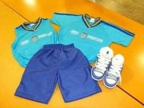 Modelo dos uniformes distribuídos em 2016 (Foto: PMCG/Divulgação)