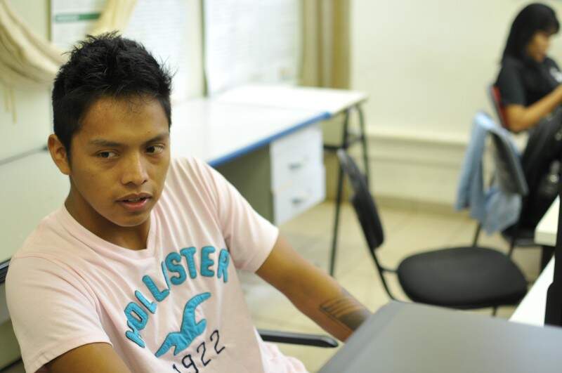 O terena Jucinei escolheu o curso de Ciências Contábeis para atuar na defesa dos direitos dos povos indígenas (Foto: Alcides Neto)