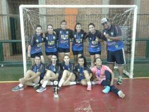 Equipe da Handrio conquistou o título em 2015. (Foto: Divulgação/ARBH)