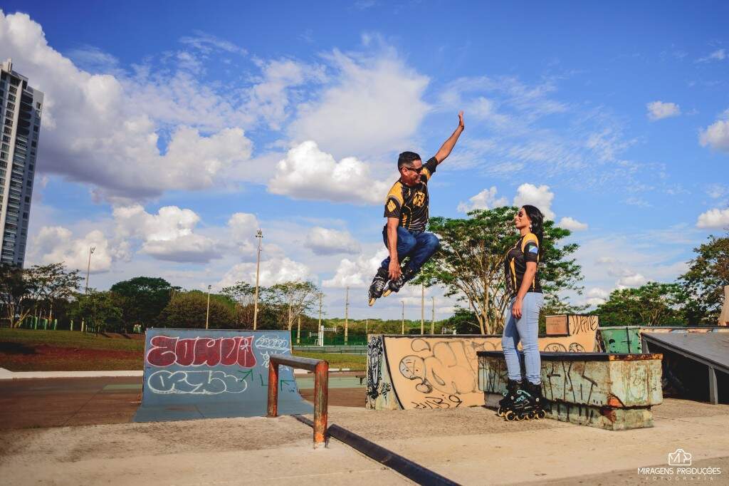 Casamento acontece no próximo dia 25 de outubro e, é claro, que teria patins no ensaio pré-wedding. (Foto: Thiago Coelho/ Miragens Produções)