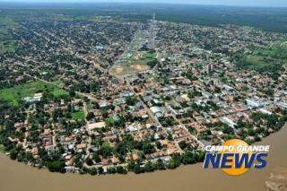 Coxim, à beira do rio Taquari. (Foto: Arquivo)