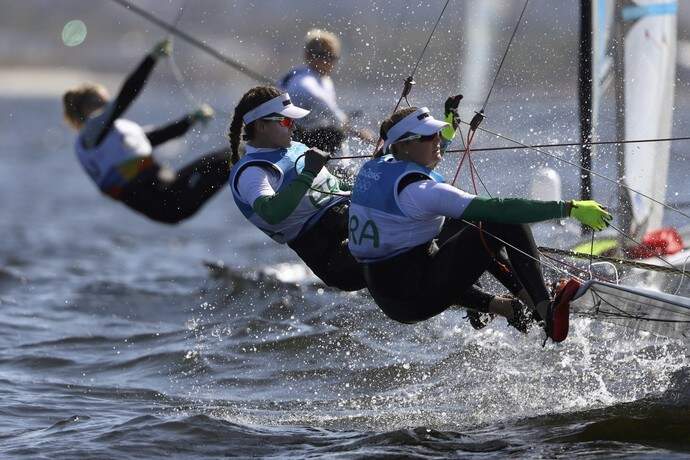 Martine Grael e Kahena Kunze conquistam medalha de ouro na ...