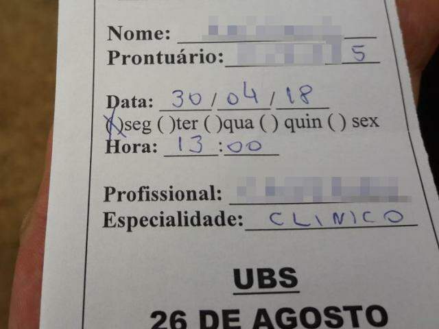Pelo menos três pacientes encontraram UBS fechada; orientação é para procurarem o local após o feriadão. (Foto: Direto das Ruas)
