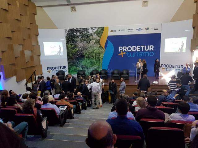 Evento no Sebrae discute detalhes para liberação de financiamentos na área do turismo. (Foto: Anahi Gurgel)
