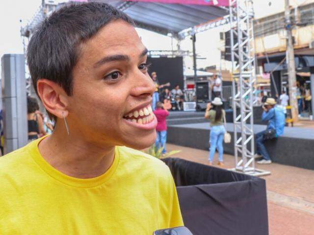 Acadêmico de Fisioterapia Eduardo Henrique Queiroz, de 23 anos, soube do evento Reviva pela internet (Foto: Henrique Kawaminami)