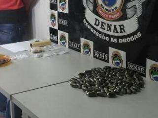 Cápsulas de pasta base de cocaína apreendidas pela Denar (Foto: Direto das Ruas)