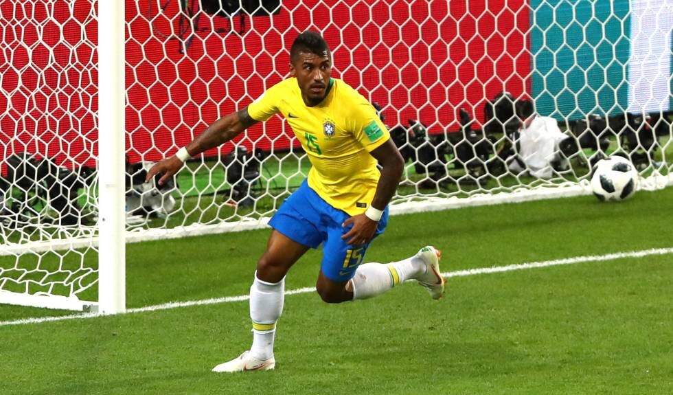 Gol de Paulinho, aos 35 do primeiro tempo, abriu o caminho para a vitória do Brasil diante da Sérvia em Moscou