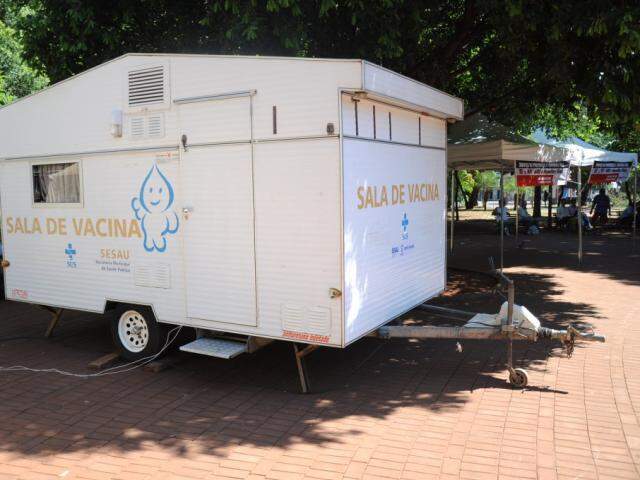 Estrutura da Sesau opera de segunda a sábado das 7h15 às 16h45 na Praça Ary Coelho (Foto: Paulo Francis)