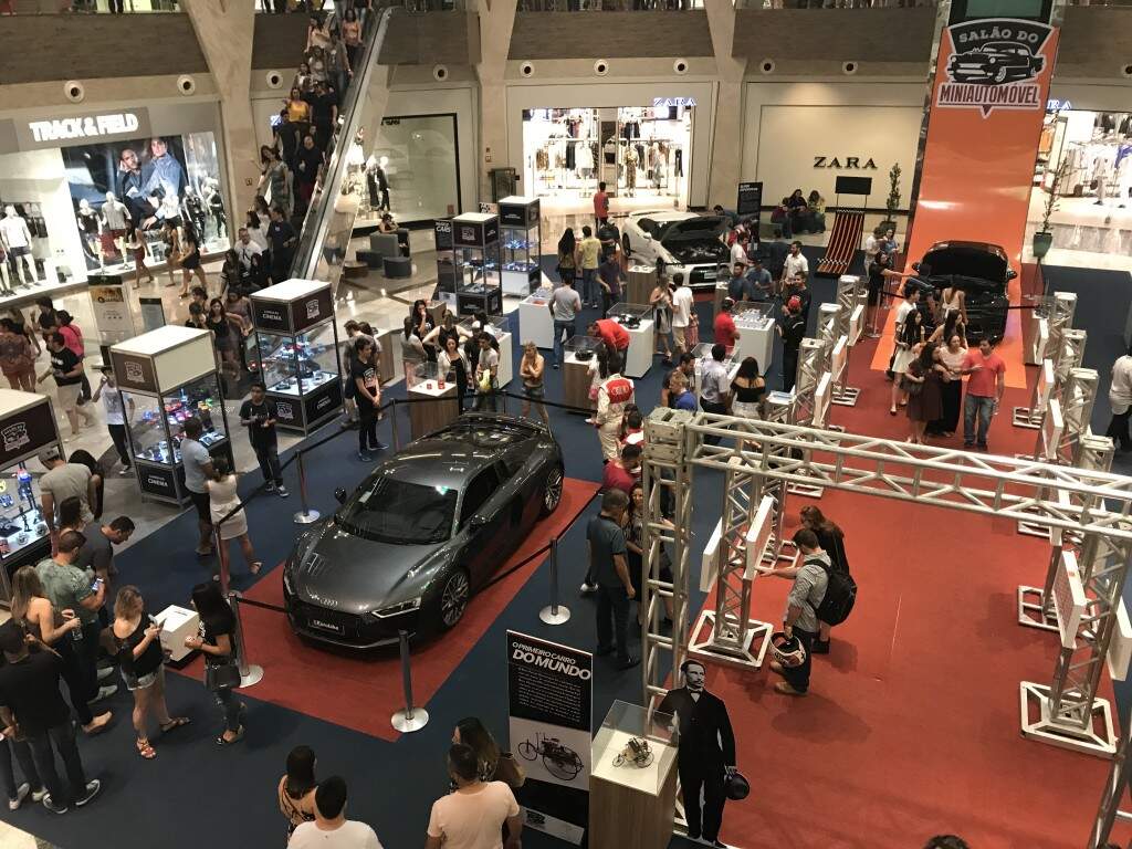 Salão do MiniAutomóvel, no Shopping Bosque dos Ipês, começou na última sexta-feira e vai até o dia 24 deste mês (Foto: Marina Pacheco)