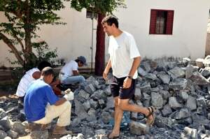 Escadarias serão construídas com pedras da própria região (Foto: Conde/ Bonito Informa)