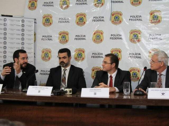 Mazzoti assume a chefia no lugar de Luciano Flores (segundo, da esq p direita) (Foto/Arquivo: Marina Pacheco)
