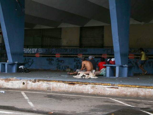 Instalações da antiga Rodoviária de Campo Grande se tornou ponto para uso de drogas como o crack (Foto: Arquivo/Kisie Ainoã)