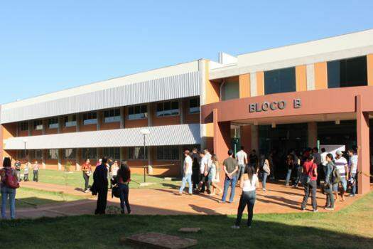 Termina amanhã inscrição para professor de pós-graduações da UFGD