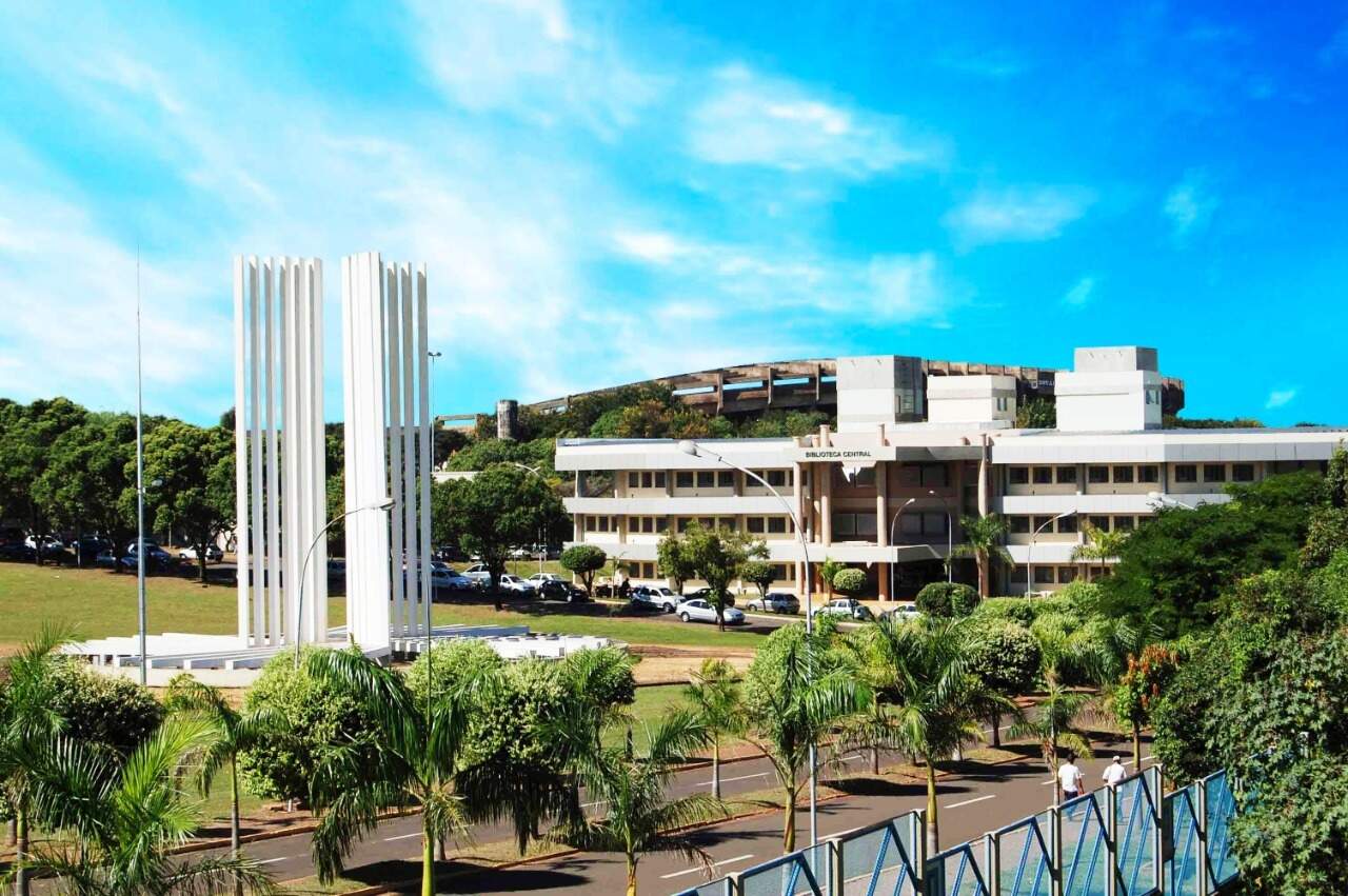 O mandato da atual gestão do reitor Marcelo Turine e da vice-reitora Camila Itavo vence em 26 de outubro de 2020. (Foto: Arquivo)