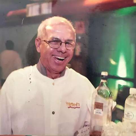 Garçom da Câmara, seu Mauro teve vida dedicada "aos outros"