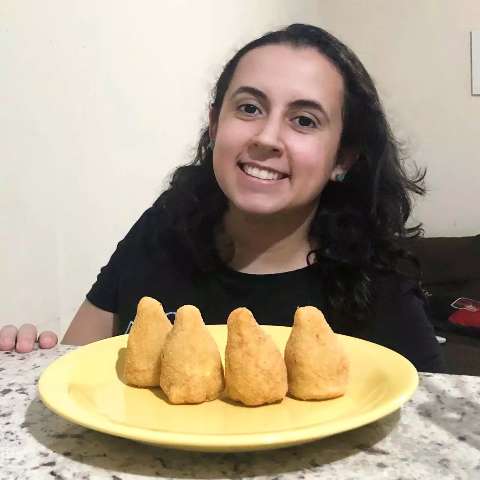 Plano para 2020 era passar na OAB, mas Mariana acabou na coxinha