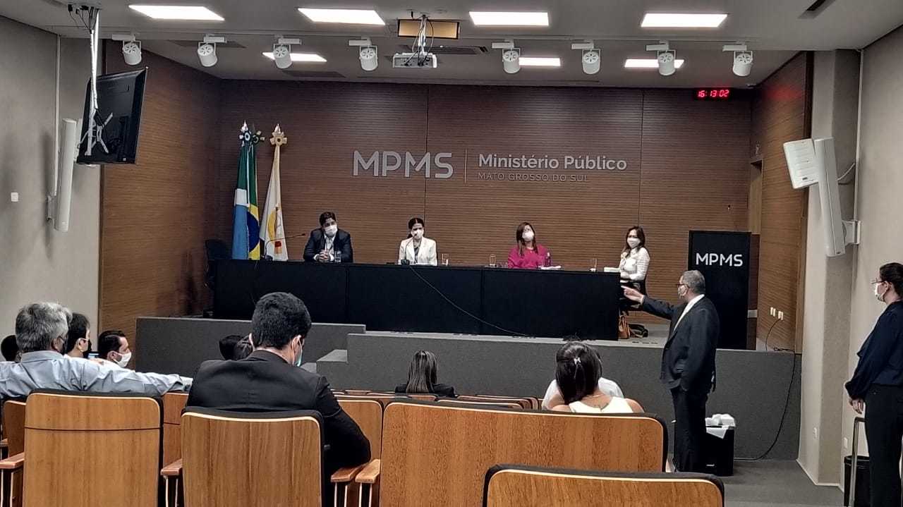 Reunião no Ministérilo Público Estadual discutiu a possibilidade de volta a partir de julho. (Foto: Divulgação)