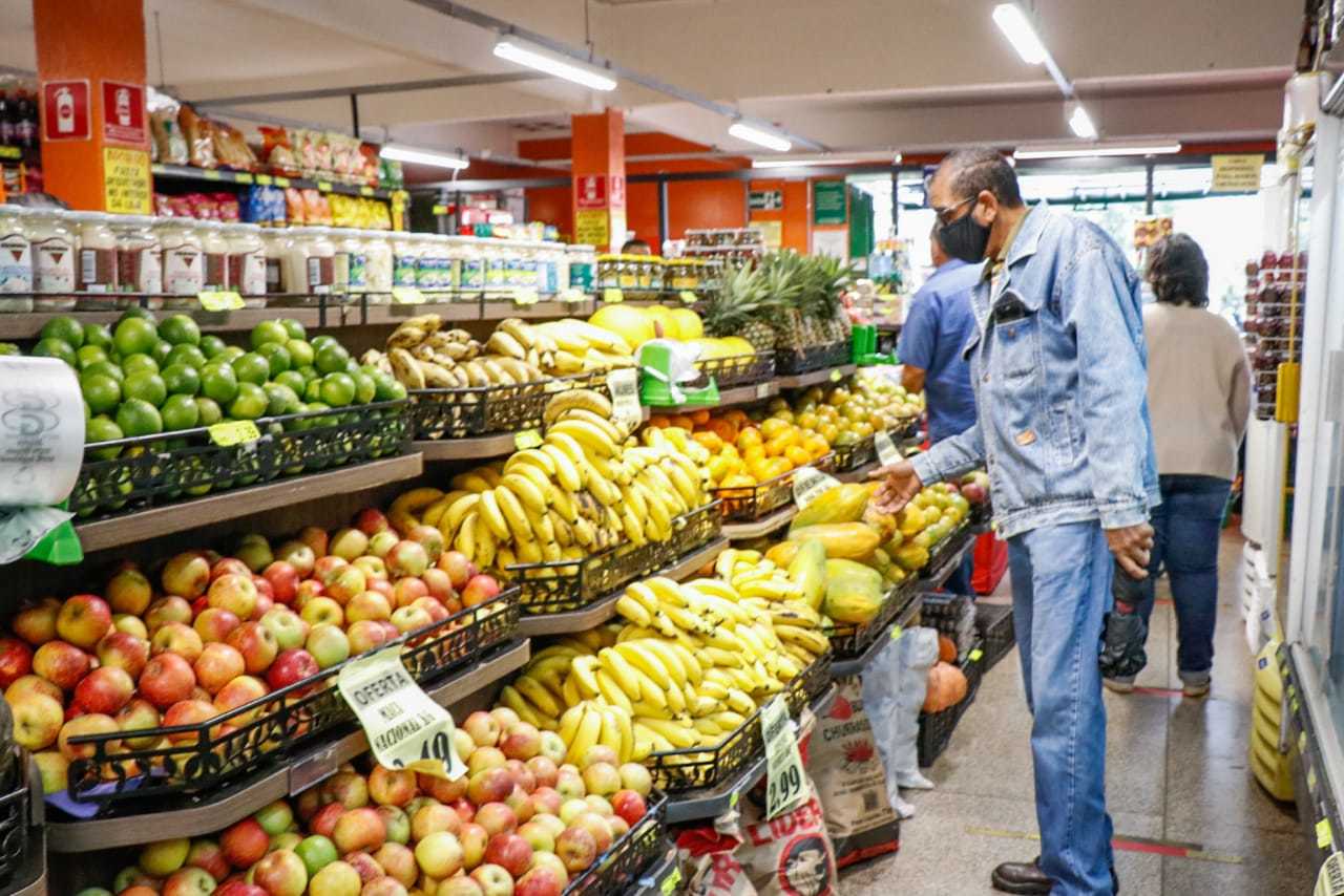 Preço da banana teve aumento de 14,2% em junho, apontou o Dieese (Foto: Henrique Kawaminami/Arquivo)