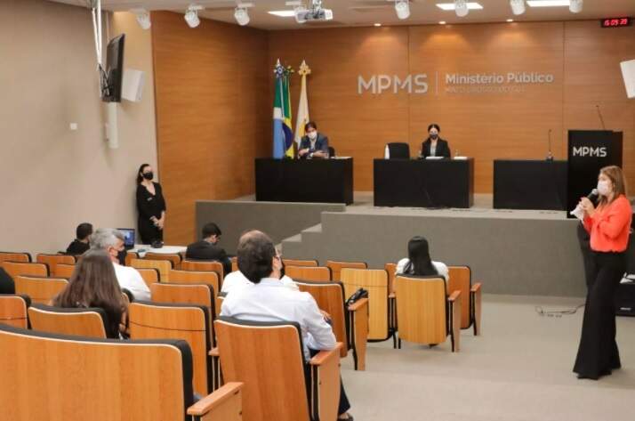 Debates sobre retorno das aulas presenciais nas particulares são realizados no MP (Foto: Divulgação)