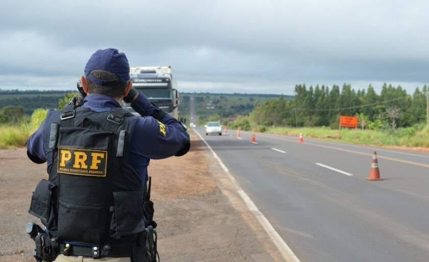 Homem foi abordado pela PRF na BR-158, em Três Lagoas. (Foto: Divulgação PRF)