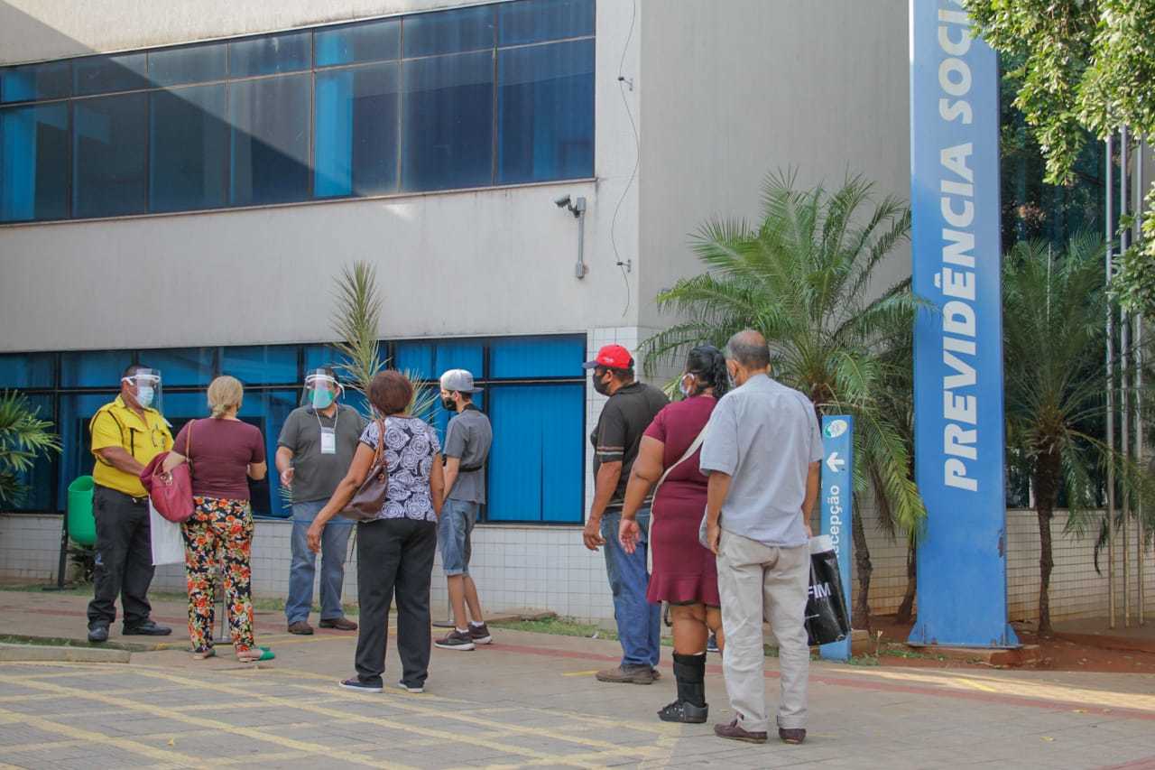 Agências reabriram na semana passada, mas sem atendimento dos médicos. Hoje, assessoria disse que perícias estão sendo feitas. (Foto: Arquivo/Silas Lima)