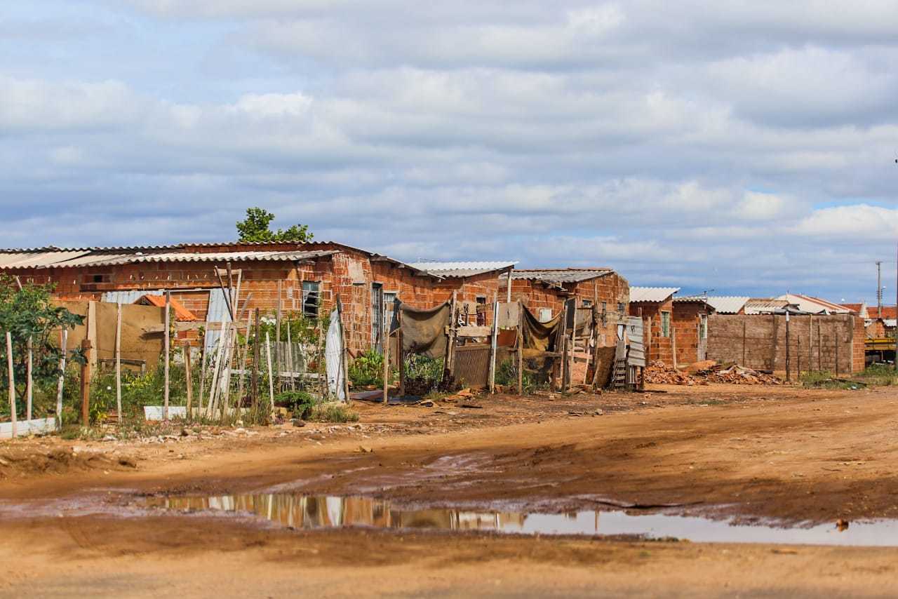 Crime ocorreu na favela da Homex que fica na região sul de Campo Grande. (Foto: Marcos Maluf)