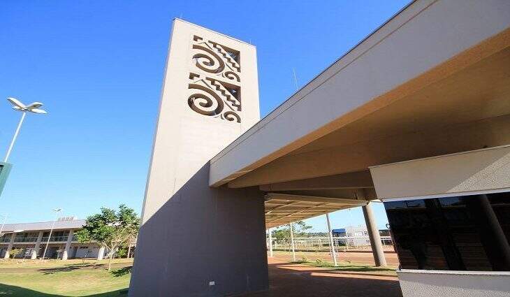 Fachada da Universidade Estadual de Mato Grosso do Sul em Campo Grande (Foto: Edmir Rodrigues)