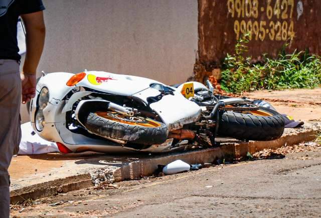 Vídeo: vítima “disparou” com moto e morreu ao bater em muro a quadras de  casa - Capital - Campo Grande News