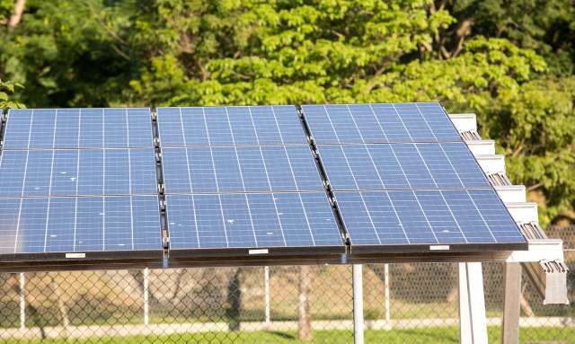 Prefeitura quer instalar placas solares para economizar R