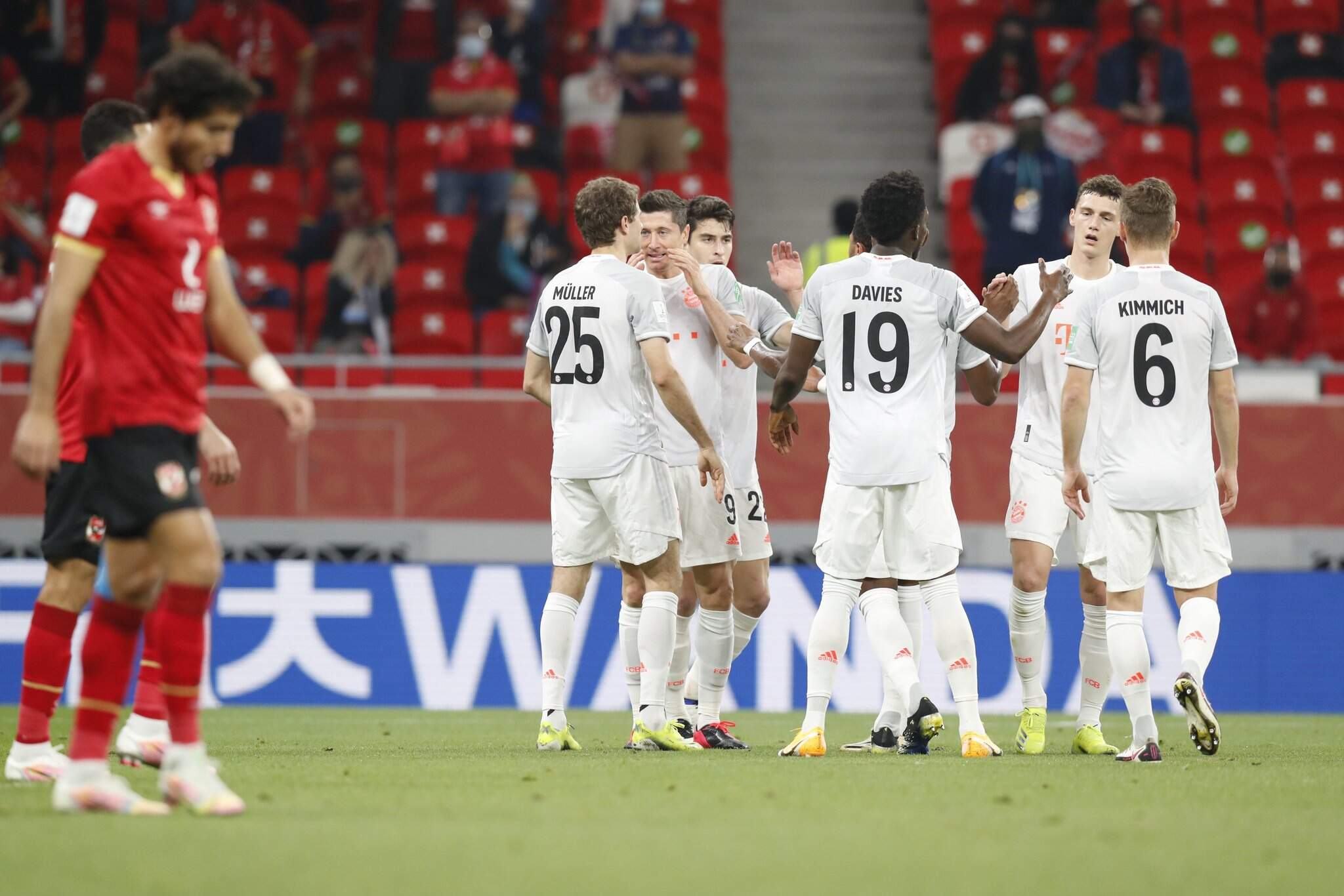 Bayern vence e Al Ahly é quem enfrenta Palmeiras na ...