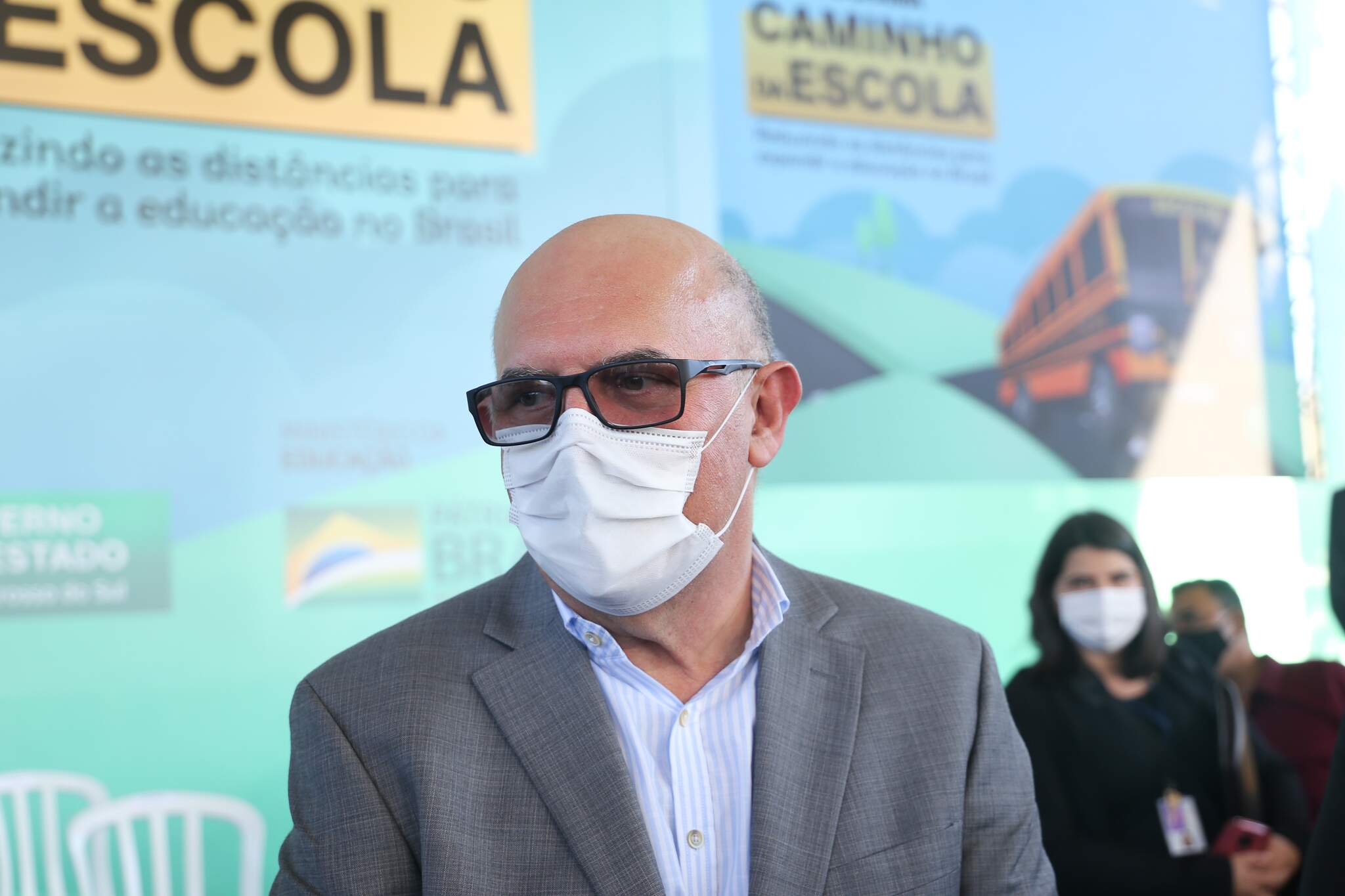 Ministro Milton Ribeiro em visita realizada nessa segunda-feira a Campo Grande (Foto: Paulo Francis)