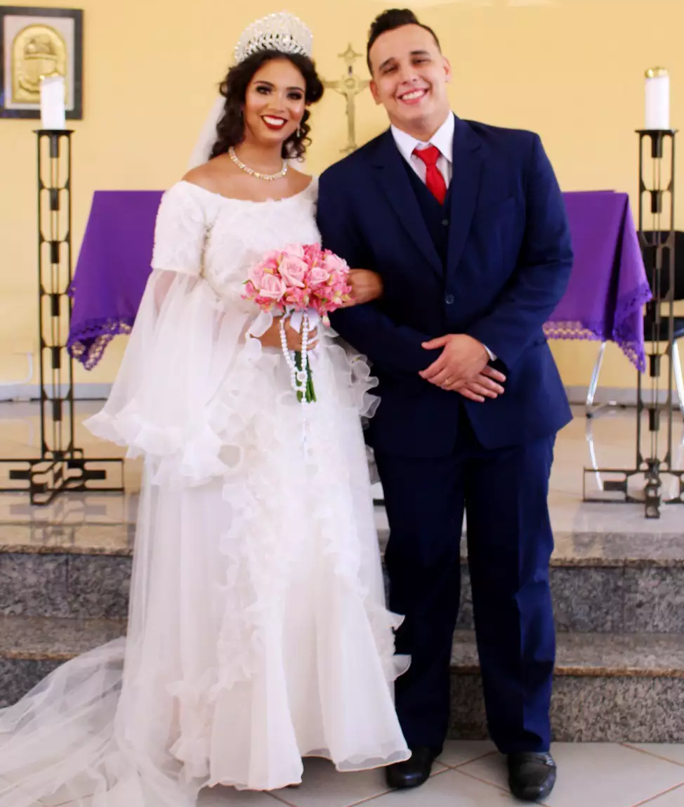 Ela e o marido Ariel j&aacute; se conheciam desde que tinham 15 anos de idade (Foto: Kethyllen Garcia Photography)
